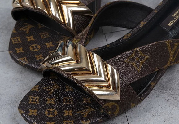 LV Slippers Women--014